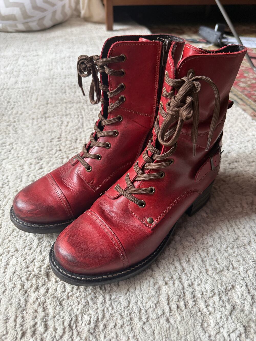Taos CRAVE Leather Lace Up Mid Boots Classic Red